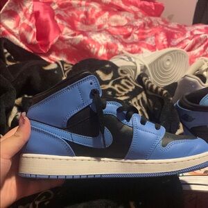 Jordan Air Retro Blue and Black Sneakers